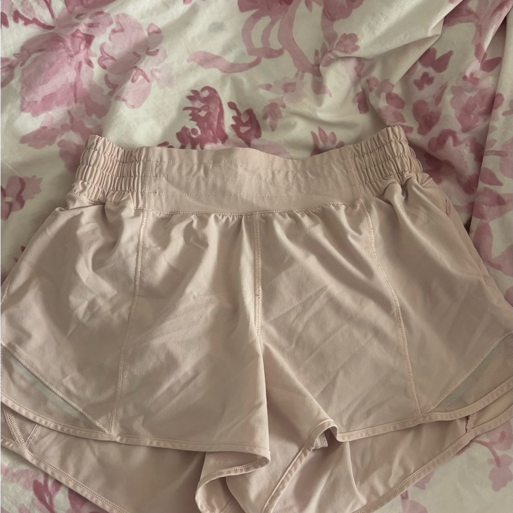 Hotty Hot Lululemon Shorts 
High Rise 2.5 Inch